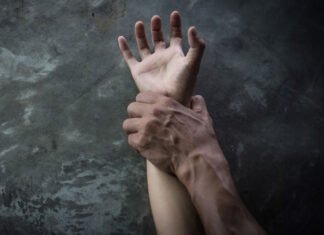 SORRISO: homem é preso por violência doméstica depois de agredir esposa durante a madrugada