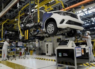 Produção industrial brasileira cresce 0,1% em agosto impulsionada pela indústria extrativa