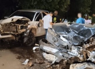 MATO GROSSO: grave colisão frontal entre duas caminhonetes Hilux deixa um homem morto
