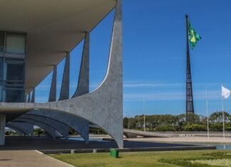 Frente de prefeitos apresenta carta com propostas aos presidenciáveis
