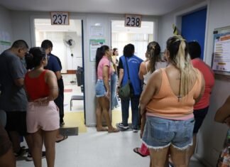 Governadores eleitos no primeiro turno têm entre 37 e 70 anos