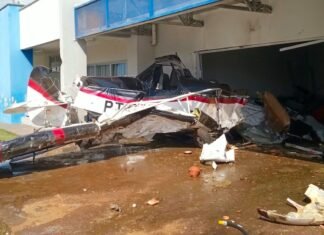 Destroços de avião agrícola após queda em Campo Verde