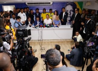 Douglas Ruas critica judicialização da eleição e se declara governador