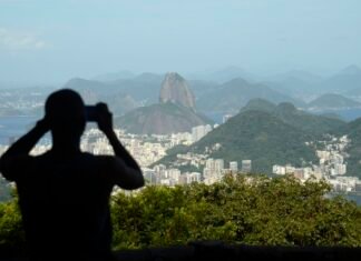PM do Rio reforça policiamento para o feriado de segunda-feira