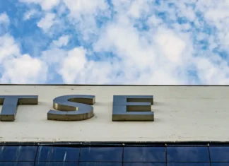 TSE ordena remoção de post falso sobre uso de droga em ato pró-Lula