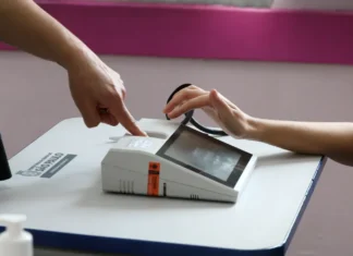 Eleitor sem biometria pode votar no segundo turno das eleições