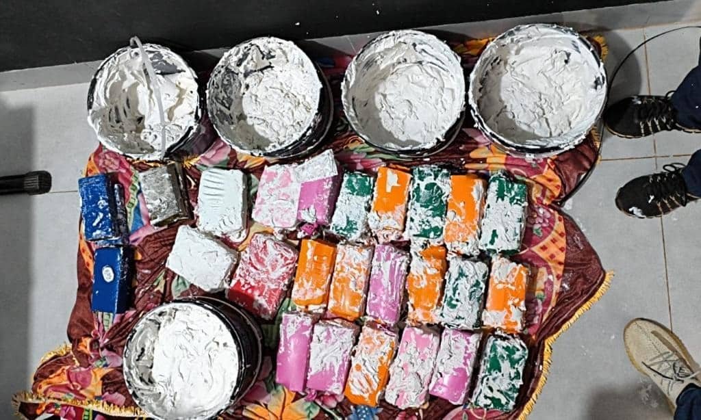 Material apreendido pela Polícia Civil em Confresa