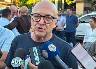 Otaviano Pivetta em evento público