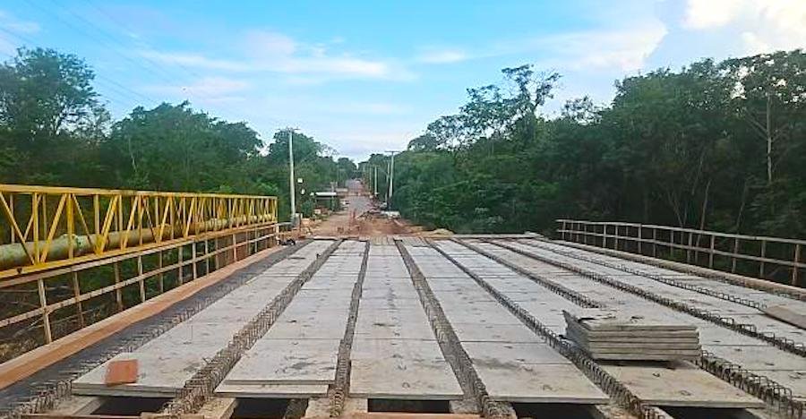 Ponte em construção em Cuiabá