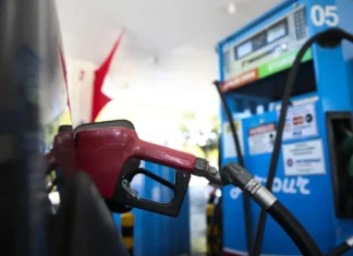 Tributos da gasolina são zerados e subsídios a combustíveis, ampliados