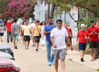 Idosos comparecem às urnas e ressaltam importância do voto Idosos comparecem às urnas e ressaltam importância do voto