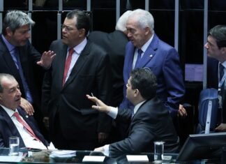 Senadores aprovam pedido para acelerar votação da PEC da Segurança Senadores aprovam pedido para acelerar votação da PEC da Segurança