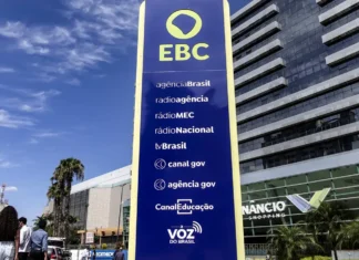 SBT admite erro ao atribuir à EBC falha em propaganda eleitoral SBT admite erro ao atribuir à EBC falha em propaganda eleitoral